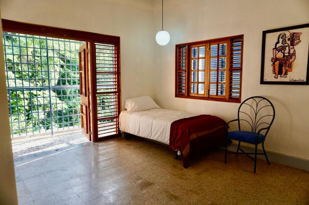Gordon Town Kotch Hostel Кингстън Екстериор снимка